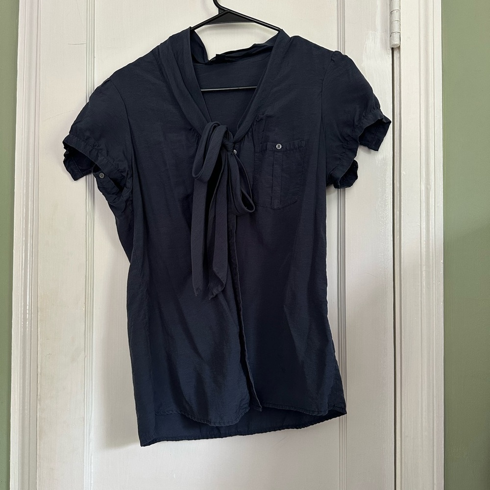 Banana Republic Black Short Sleeve Tie Front Blouse